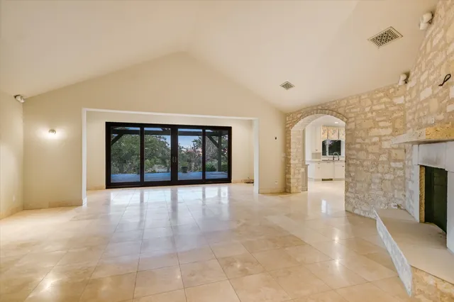 $1,122,500 | 1984 Divide Pass, Blanco, TX 78606