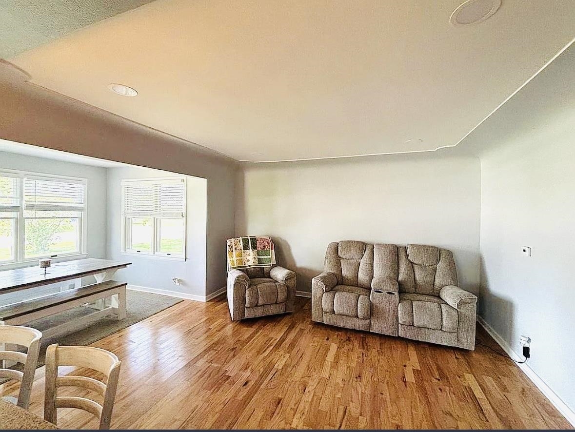 2381 South Garfield Road Auburn, MI 48611 - Photo 4 of 17 Gallery Image 4