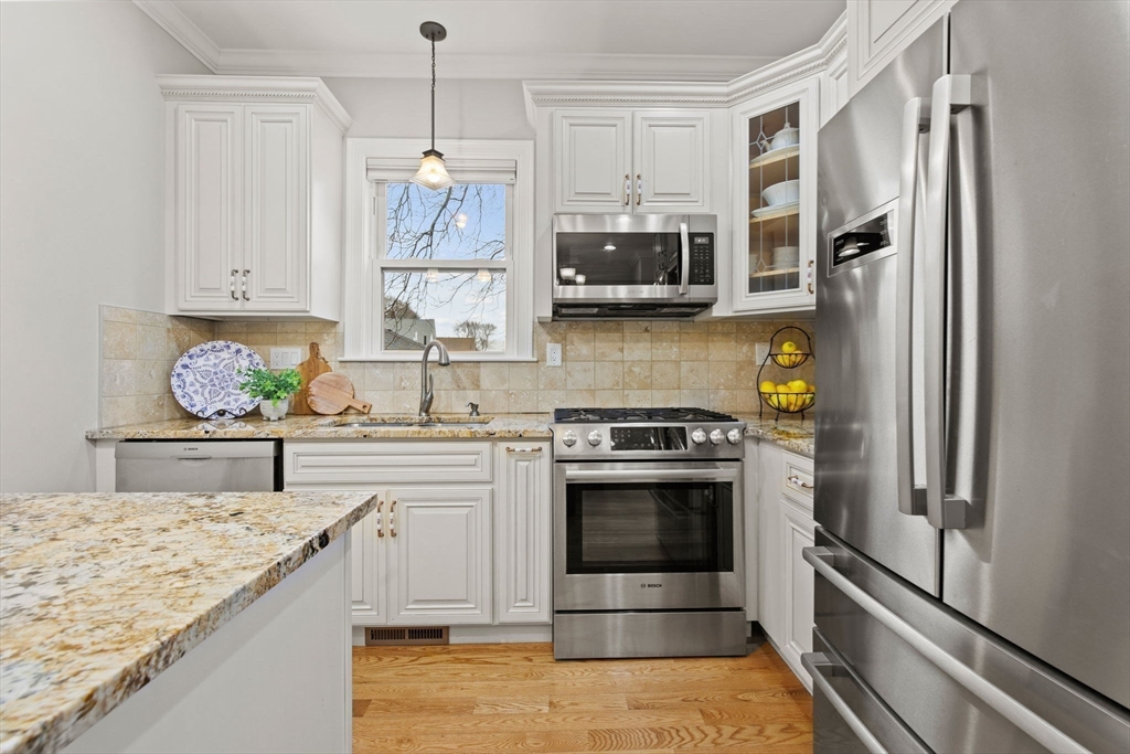 25 Maple Street, Unit C Stoneham, MA 02180 - Photo 7 of 27