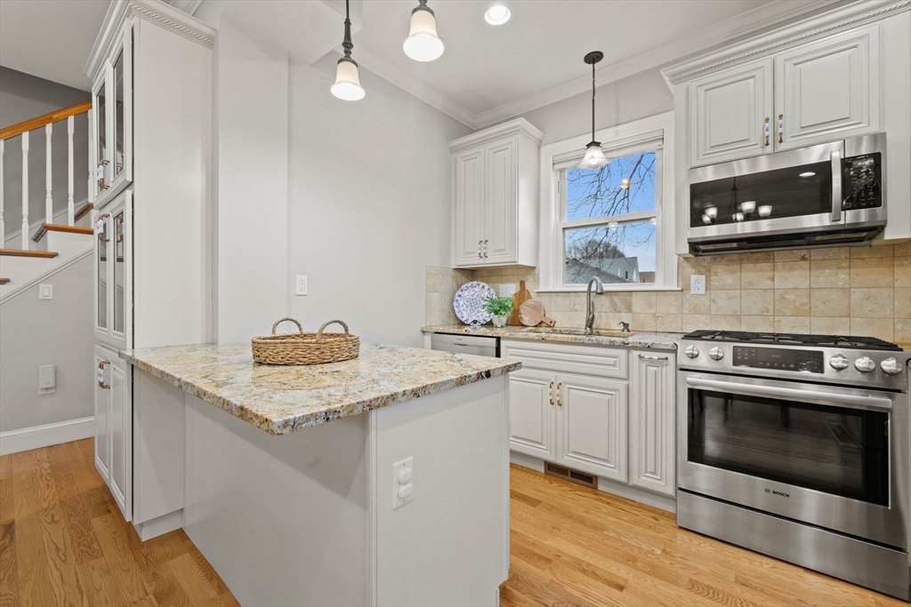 25 Maple Street, Unit C Stoneham, MA 02180 - Photo 8 of 27