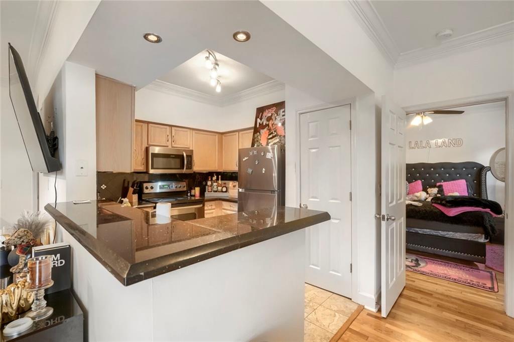 3777 Peachtree Road Northeast, Unit 1205 Brookhaven, GA 30319 - Photo 12 of 37