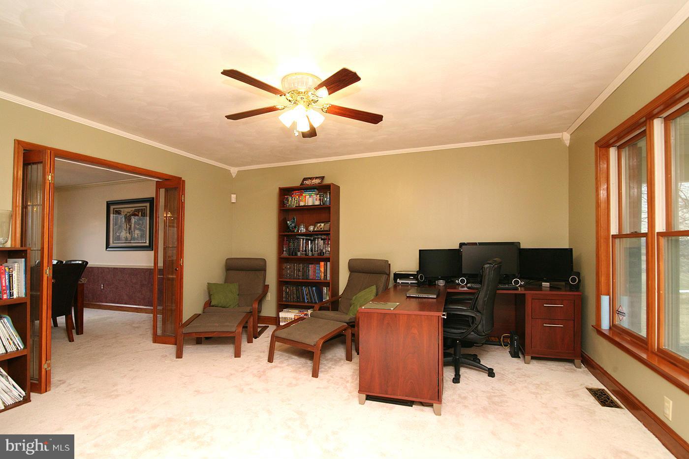 2085 Boog Road Hampstead, MD 21074 - Photo 14 of 30 Living Room