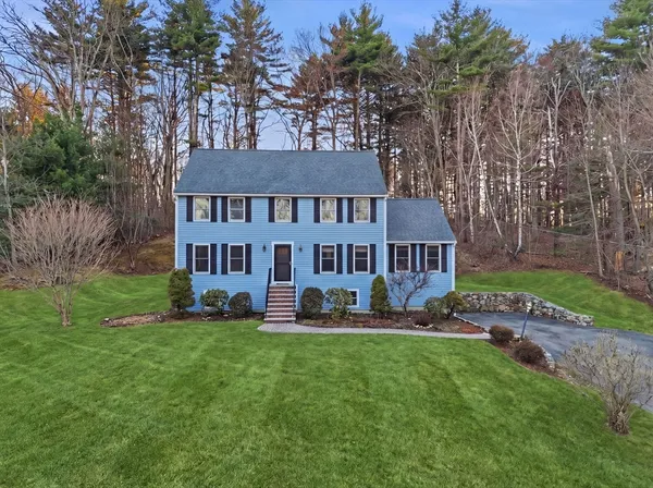 $875,000 | 195 Farnum Street, North Andover, MA 01845