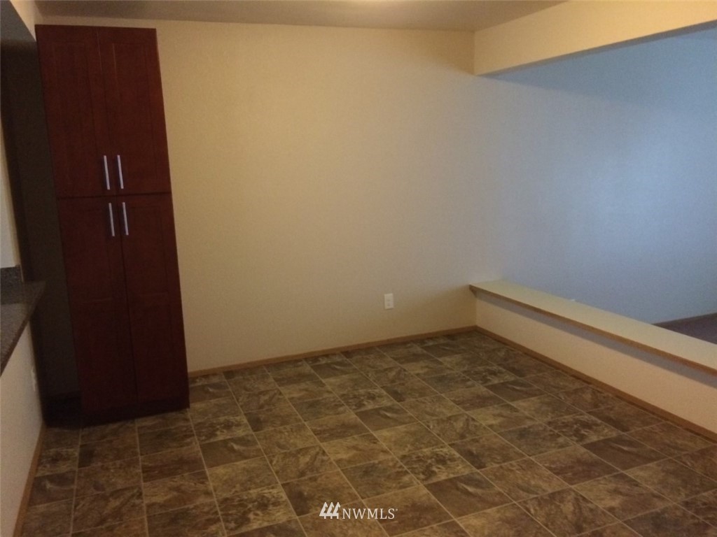 115 Union Avenue Northeast Renton, WA 98059 - Photo 10 of 20 a view of a small space
