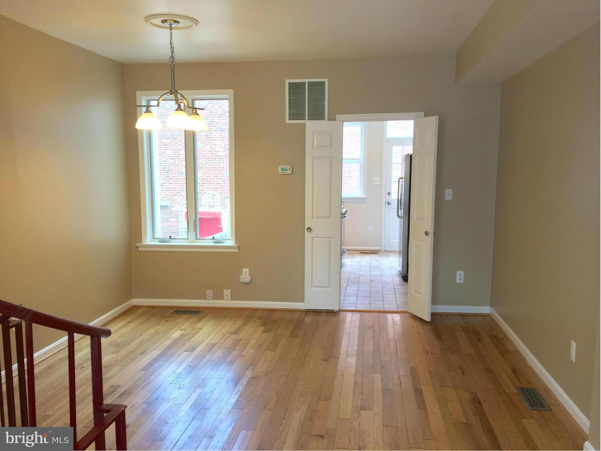 3254 Q Street Northwest Washington, DC 20007 - Photo 7 of 30 Dining Room
