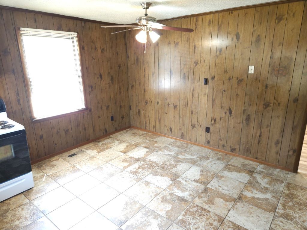 1676 Ragland Lane Murfreesboro, TN 37128 - Photo 4 of 8 Gallery Image 4