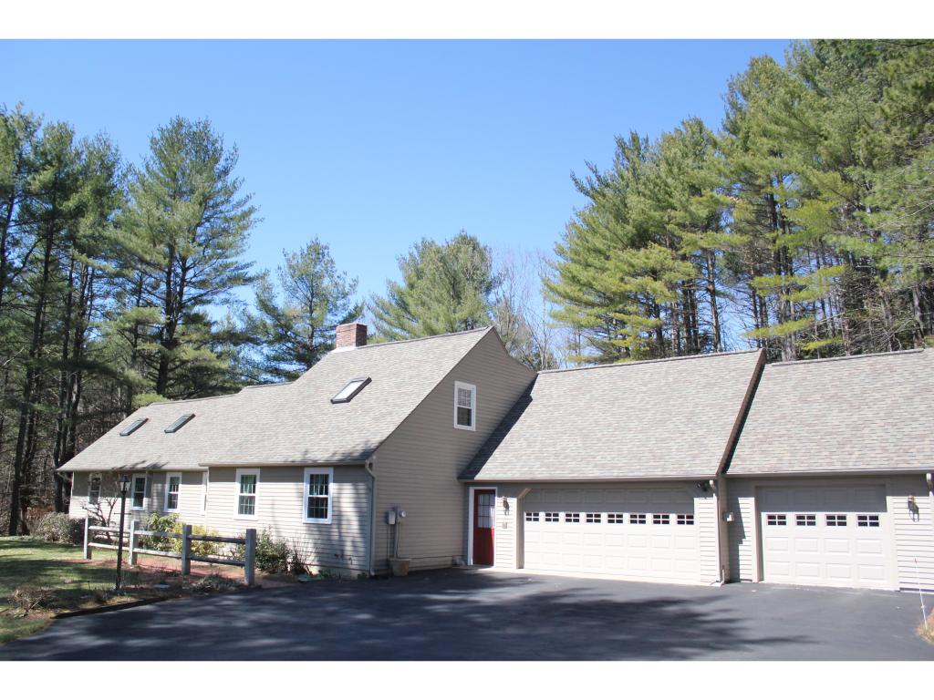 95 Rollins Road Hopkinton, NH 03229 - Photo 2 of 34