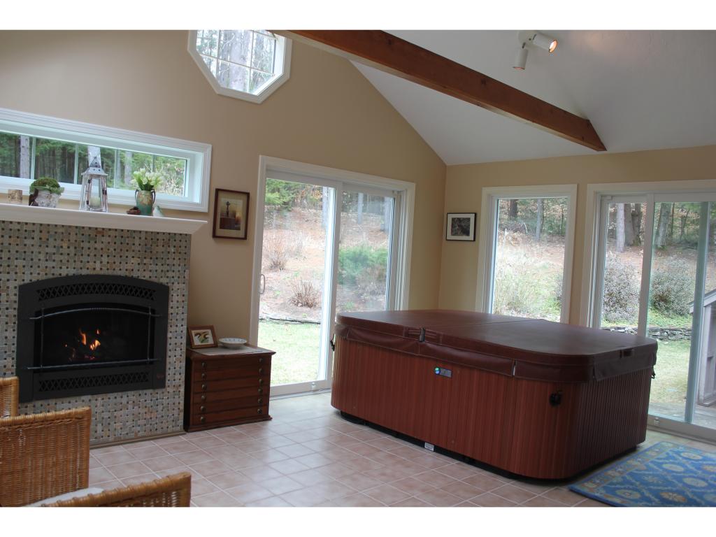 95 Rollins Road Hopkinton, NH 03229 - Photo 12 of 34