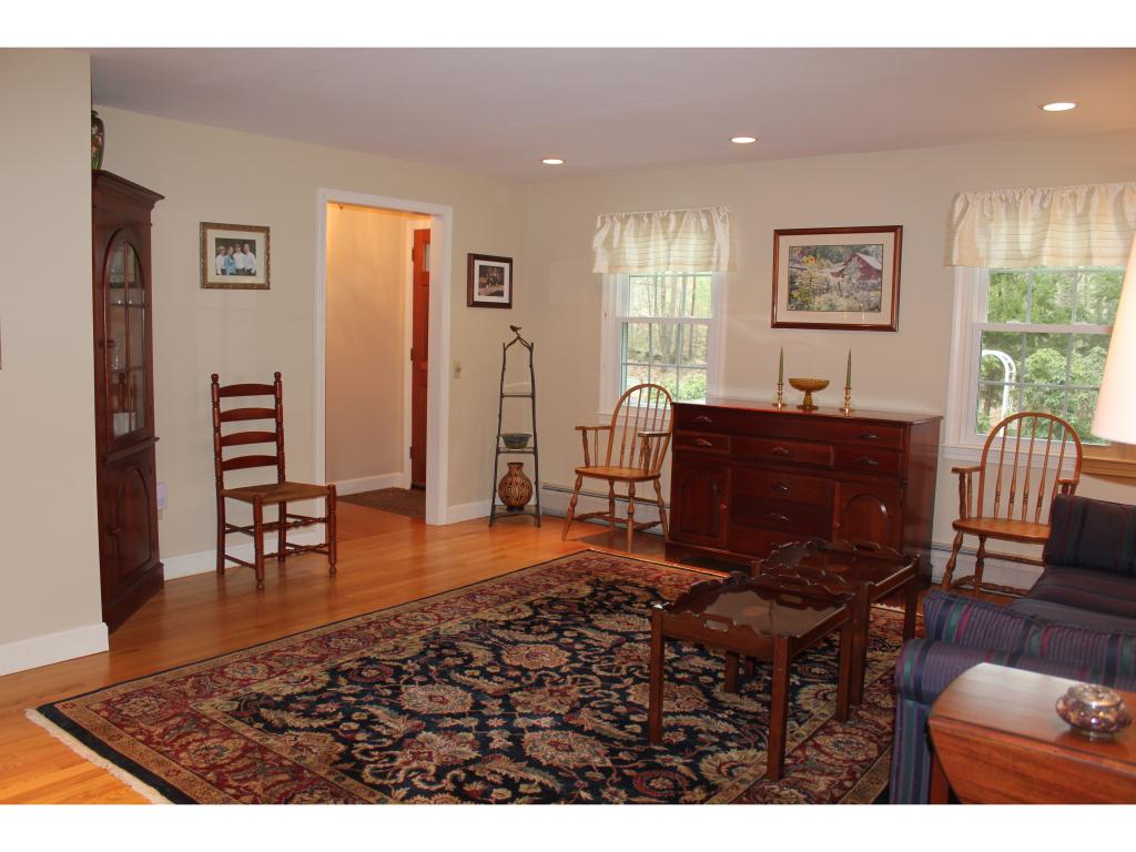 95 Rollins Road Hopkinton, NH 03229 - Photo 3 of 34