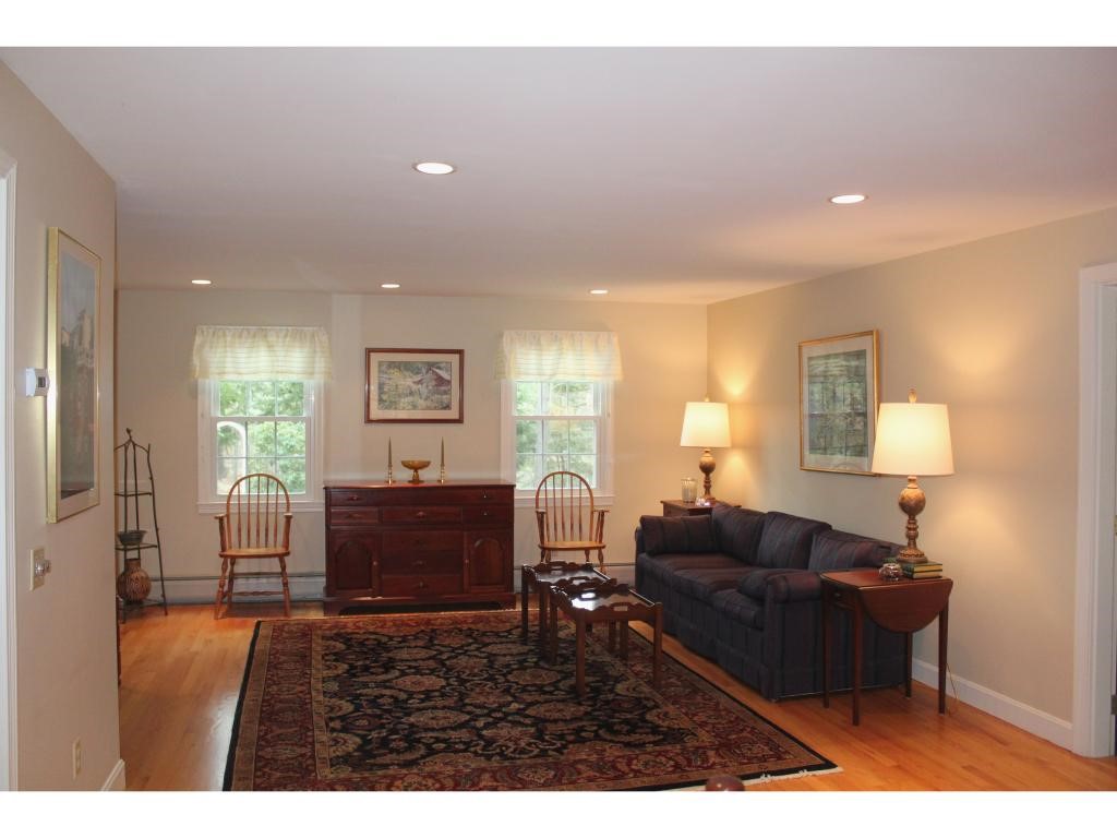 95 Rollins Road Hopkinton, NH 03229 - Photo 5 of 34