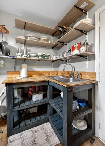 $549,900 | 305 Caney Bend Drive, Doyle, TN 38559