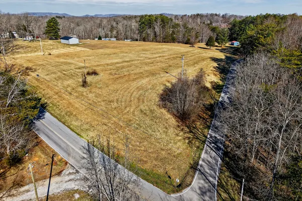 a view of an outdoor space and a yard
