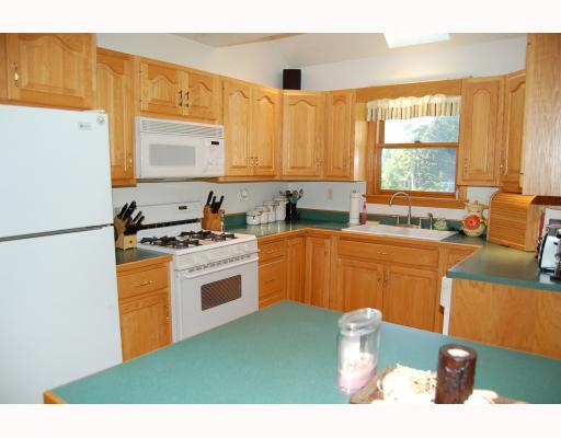 357 Sawmill Run Road Butler, PA 16001 - Photo 4 of 12 Kitchen.