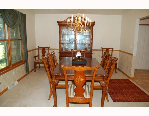 357 Sawmill Run Road Butler, PA 16001 - Photo 6 of 12 Dining Room.