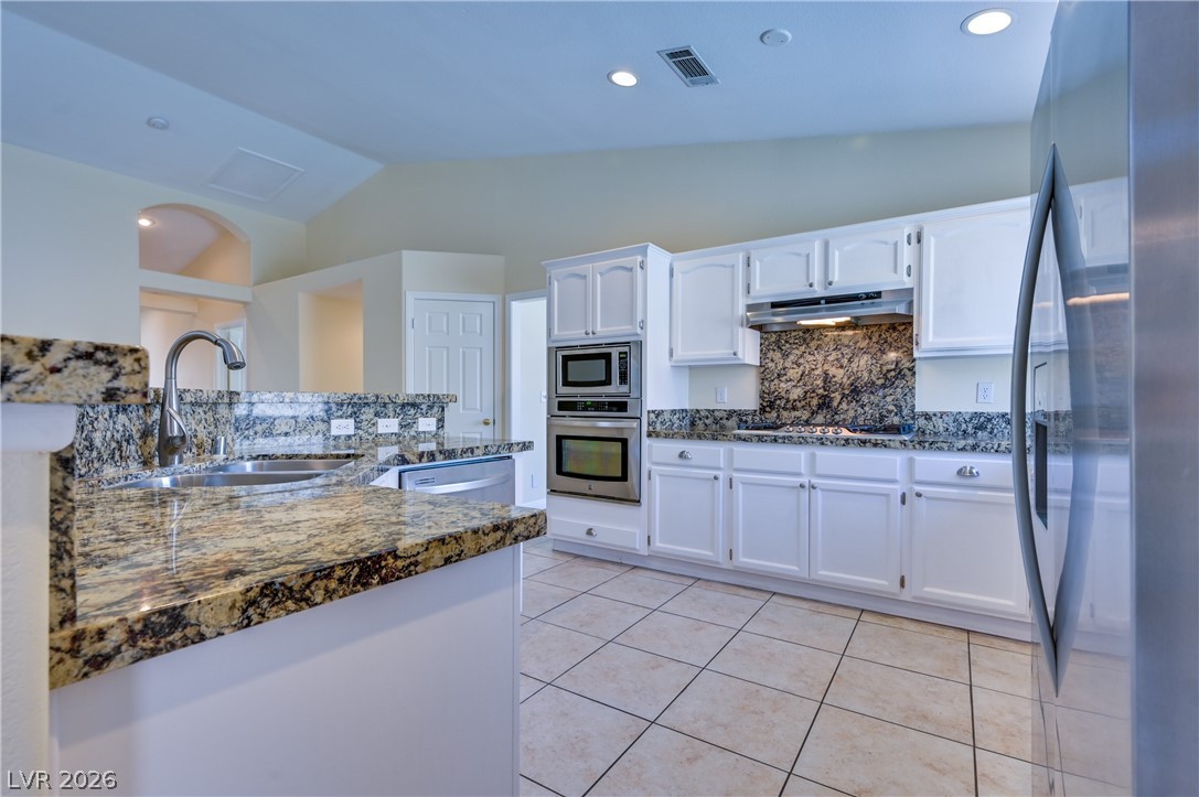 968 East Robindale Road Las Vegas, NV 89123 - Photo 28 of 68