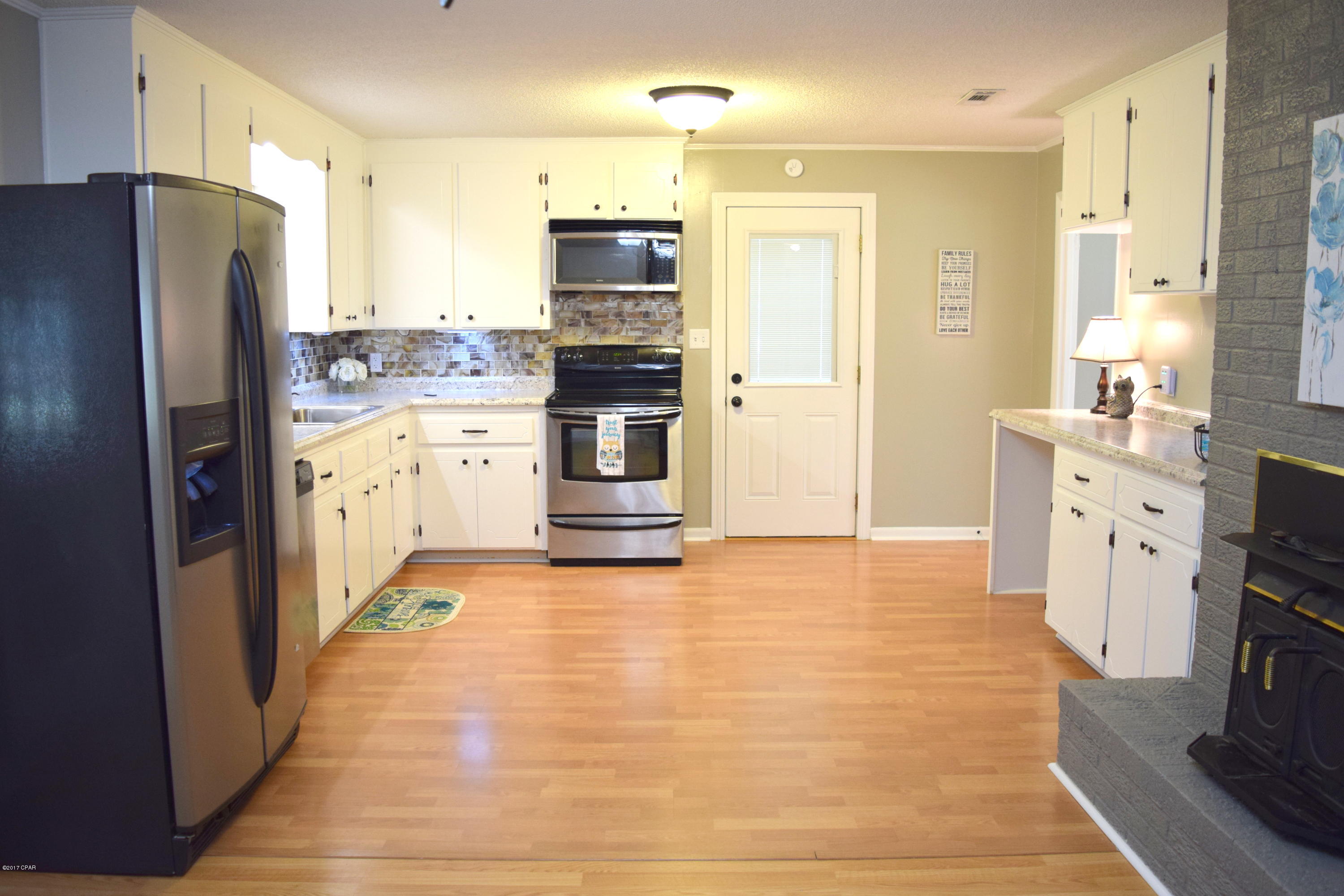 2392 Waller Road Chipley, FL 32428 - Photo 5 of 22