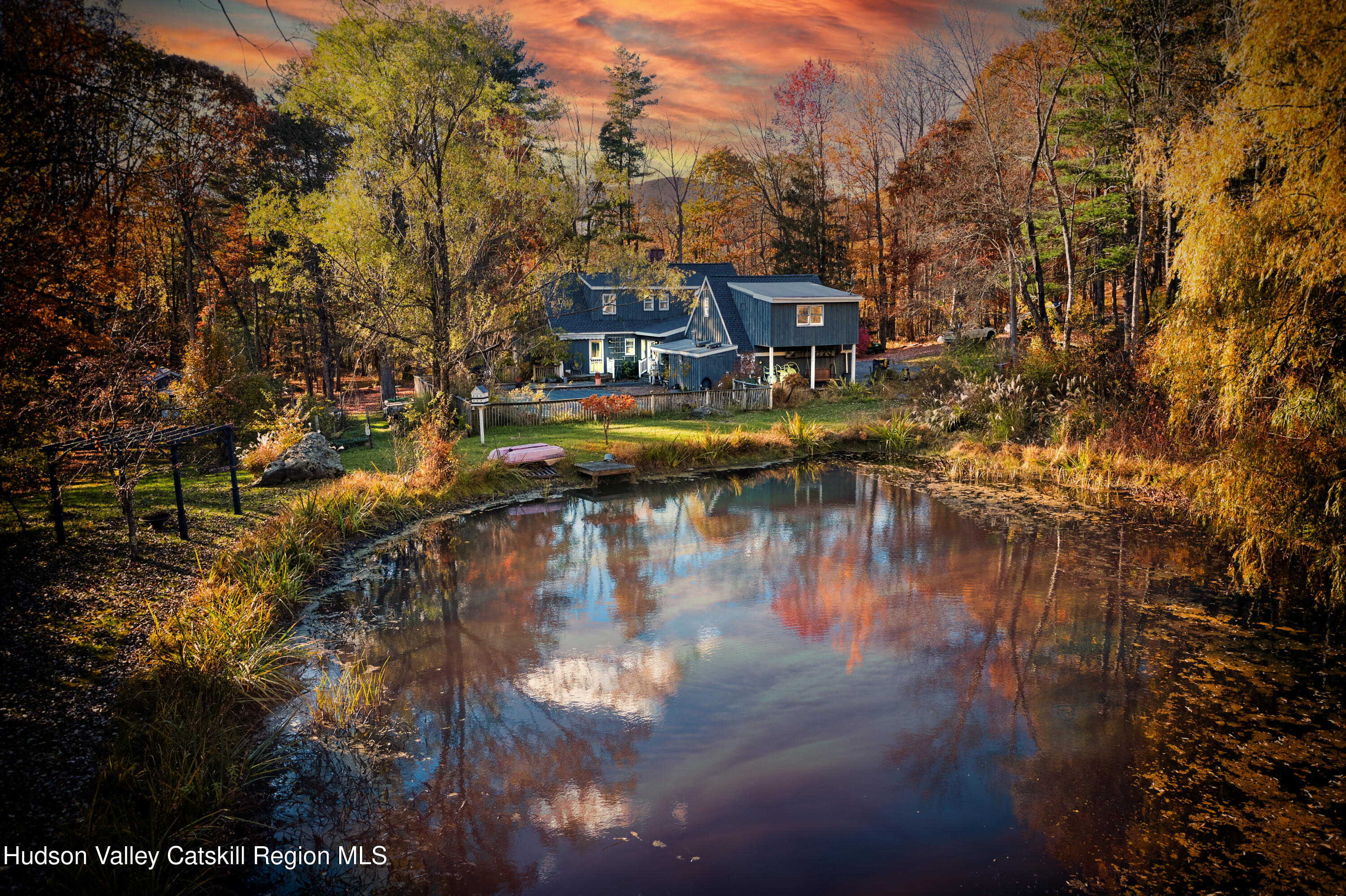a view of a lake with houses
