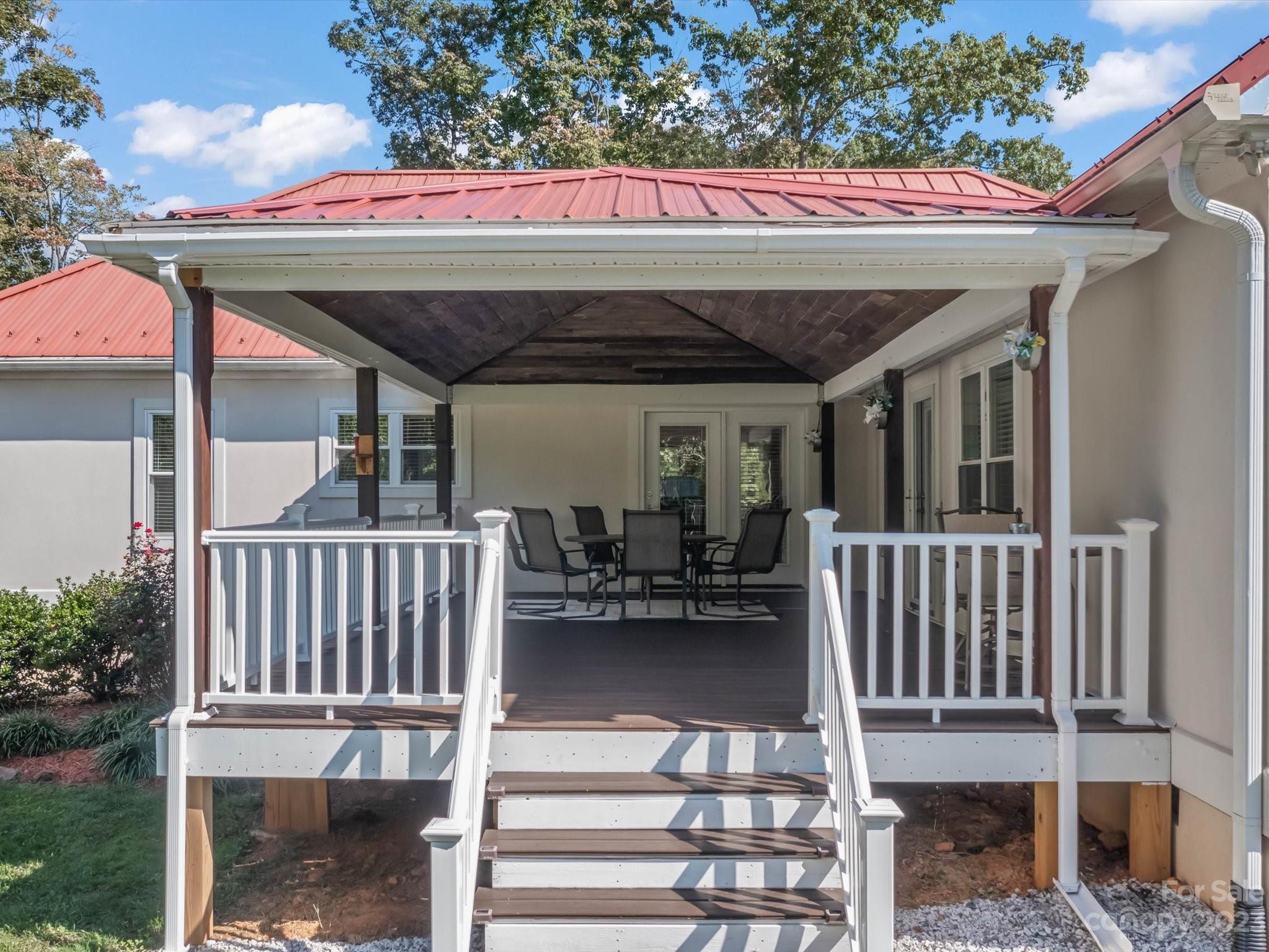 125 Boulder Ridge Drive State Road, NC 28676 - Photo 27 of 39 a view of porch with furniture