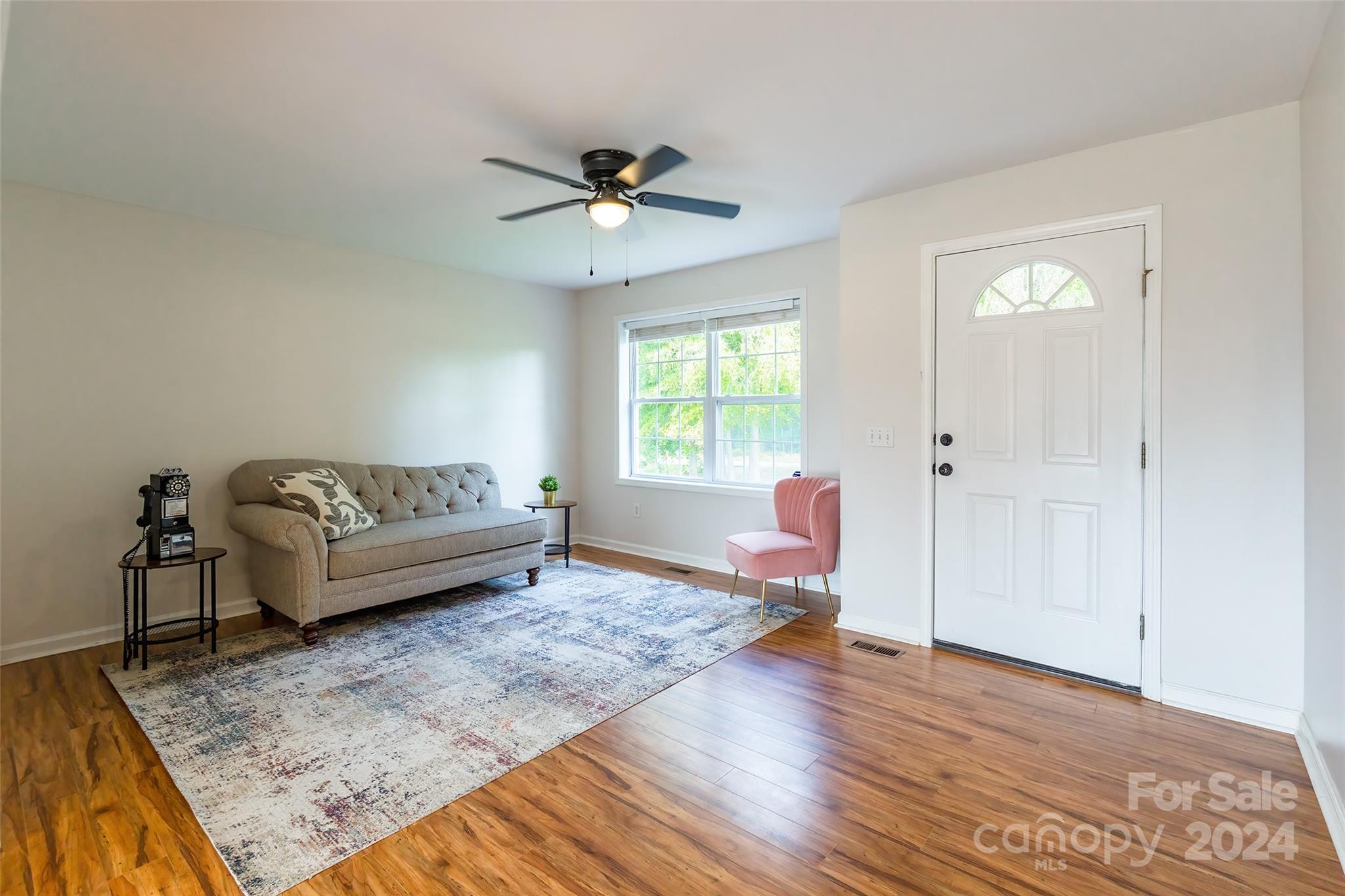 340 Old Hardin Road Dallas, NC 28034 - Photo 8 of 26 Gallery Image 8
