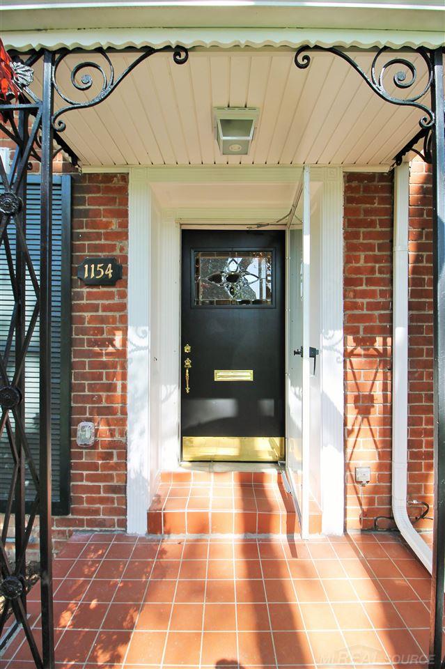 1154 Audubon Road Grosse Pointe, MI 48230 - Photo 4 of 50 50041226-3.JPG