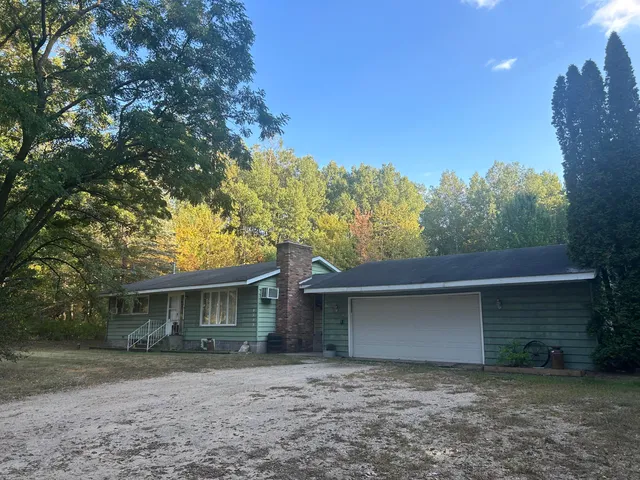 $189,000 | 8153 11 Mile Road, Mecosta, MI 49332