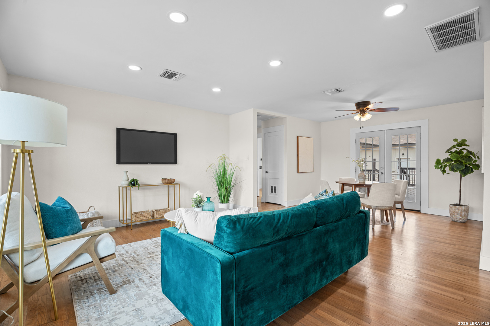 1153 Garraty Road Terrell Hills, TX 78209 - Photo 6 of 41