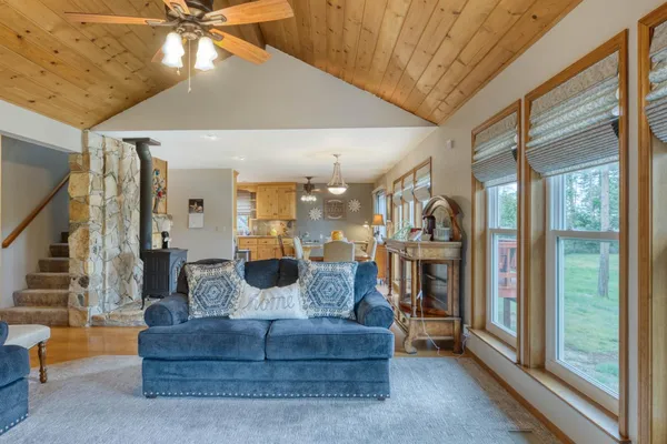 $680,000 | 42123 Auberry Road, Auberry, CA 93602