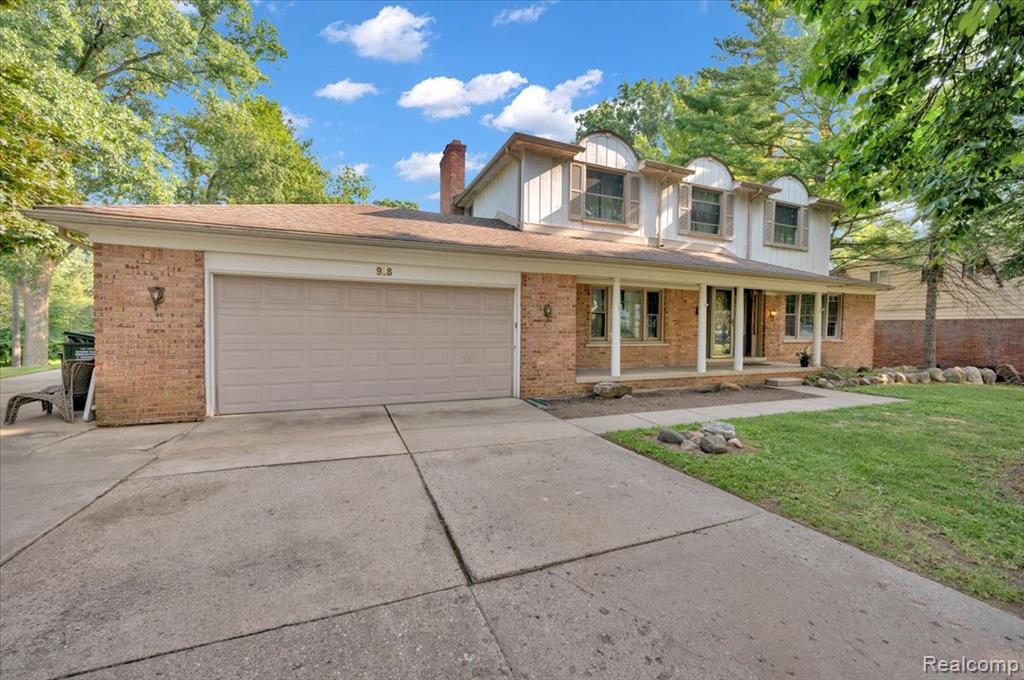 928 Hampstead Lane Rochester Hills, MI 48309 - Photo 2 of 37