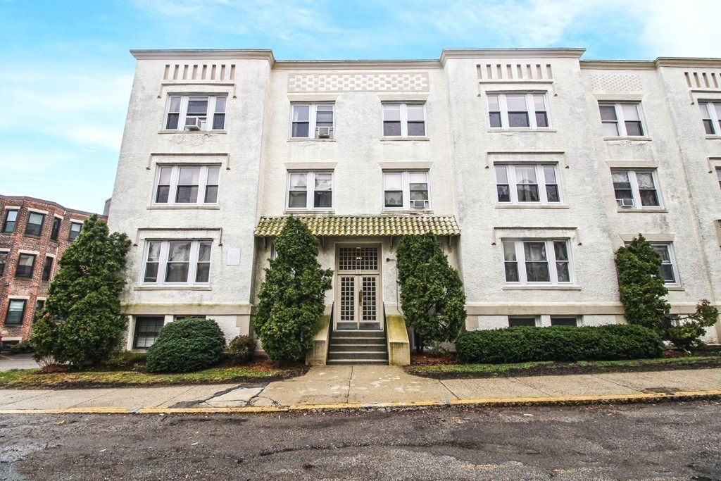 6 Radcliffe Road, Unit 5 Boston, MA 02134 - Photo 1 of 12 Gallery Image 1