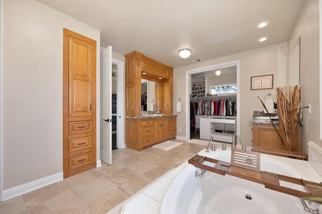 4022 Legend Drive Rocklin, CA 95765 - Photo 31 of 79