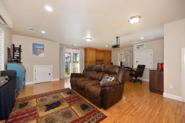 $1,585,000 | 4022 Legend Drive, Rocklin, CA 95765