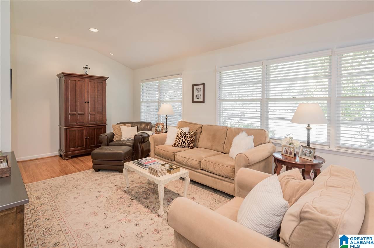 2753 Cherokee Road Birmingham, AL 35216 - Photo 5 of 37