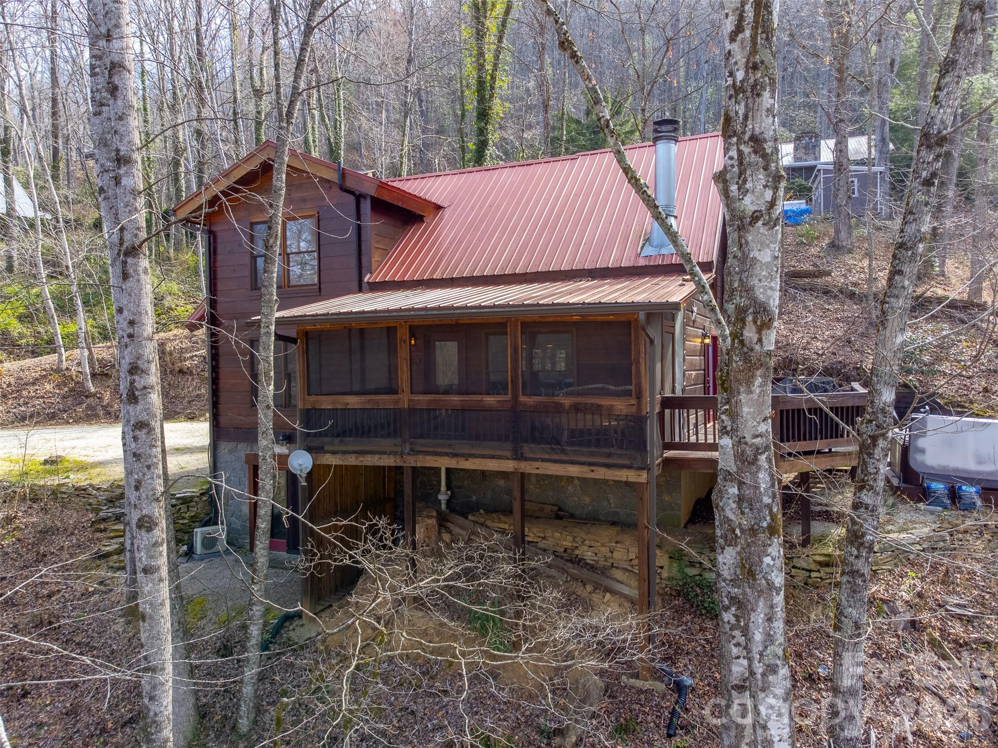 170 Wilkes Road Bryson City, NC 28713 - Photo 3 of 47 Gallery Image 3