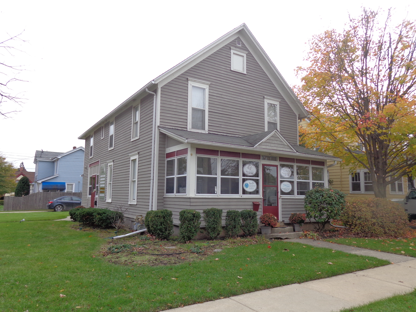 27 North 6th Street, Unit 2 Geneva, IL 60134 - Photo 1 of 5