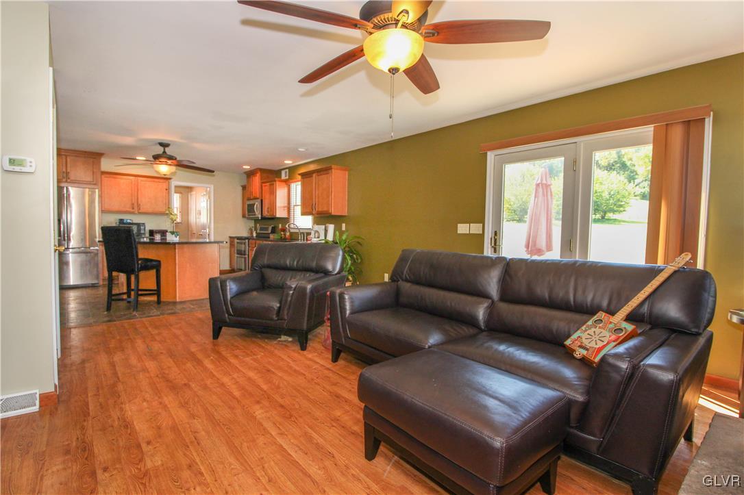 2537 Ackermanville Road Bangor, PA 18013 - Photo 9 of 37 Gallery Image 9