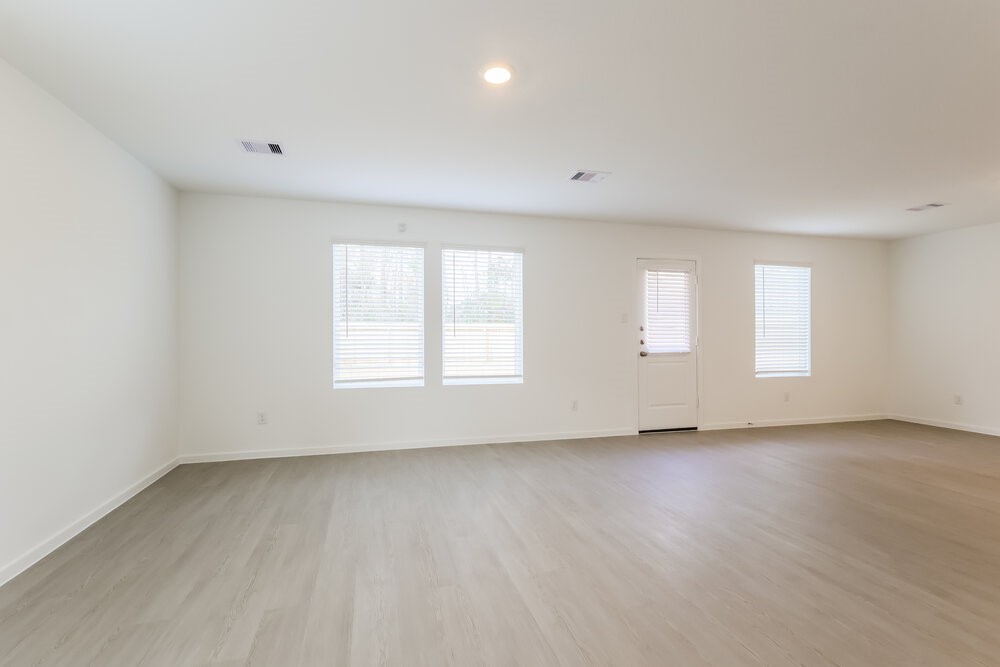 1539 Sunset Ridge Drive Conroe, TX 77306 - Photo 4 of 17