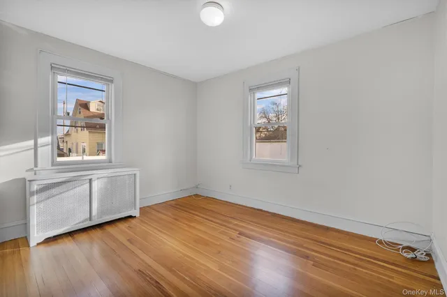 $4,000 | 247 Roberts Avenue, Yonkers, NY 10703