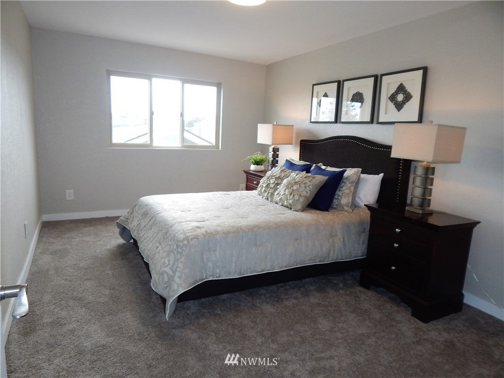 725 North 80th Street Seattle, WA 98103 - Photo 6 of 19 Gallery Image 6