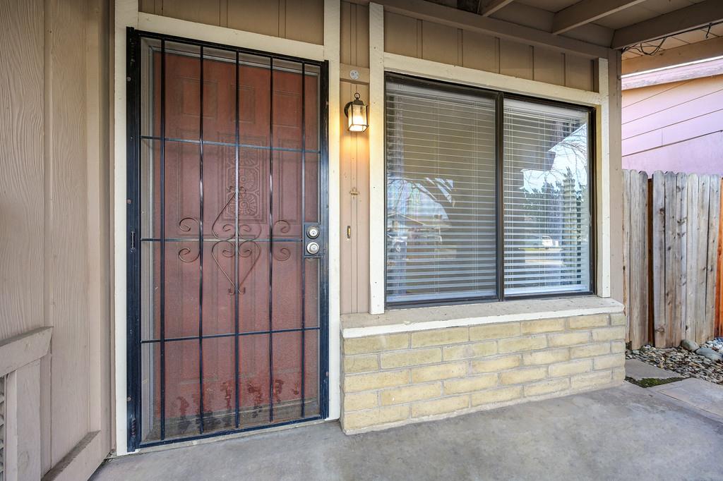 1052 Clinton Road Sacramento, CA 95825 - Photo 28 of 52