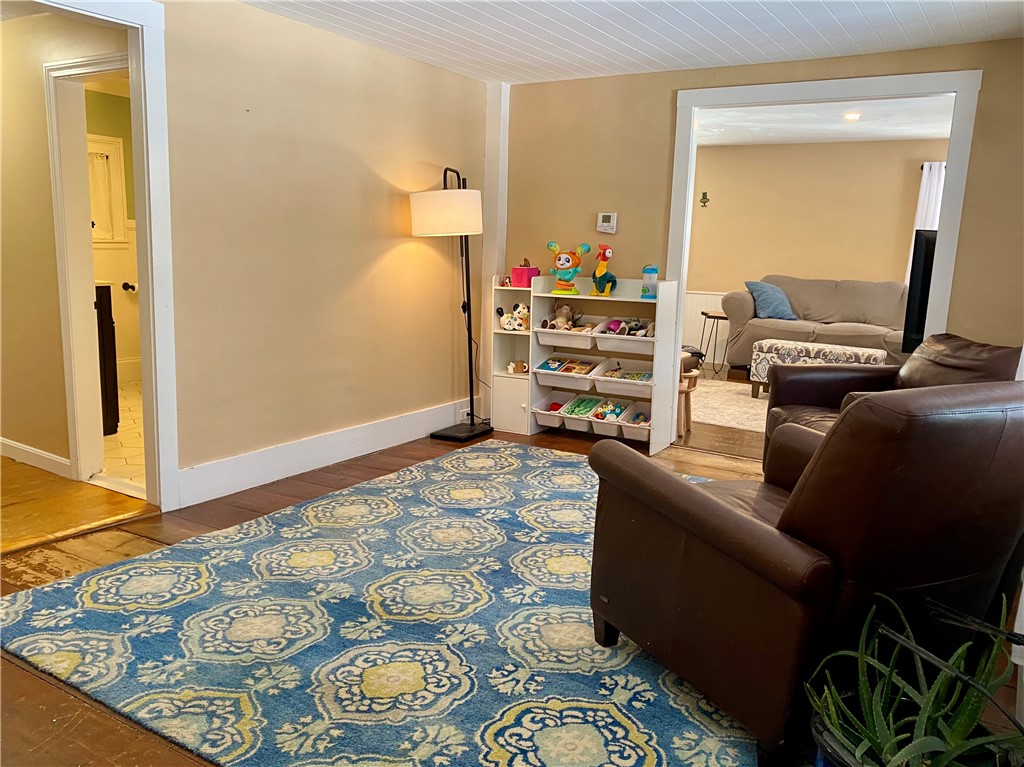 285 Cooper Road Glocester, RI 02814 - Photo 15 of 49