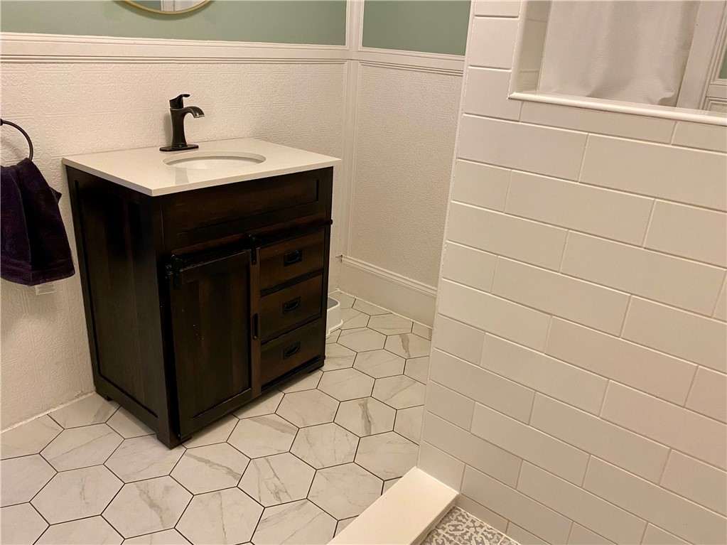 285 Cooper Road Glocester, RI 02814 - Photo 25 of 49