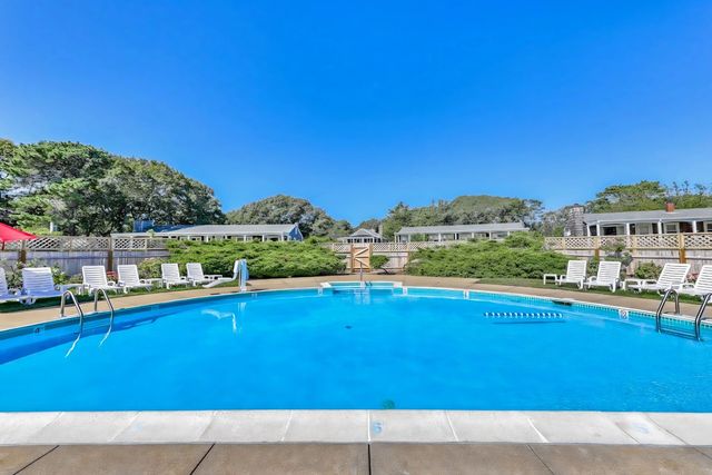 $287,500 | 27 Island Inn Road, Unit 9C, Oak Bluffs, MA 02557