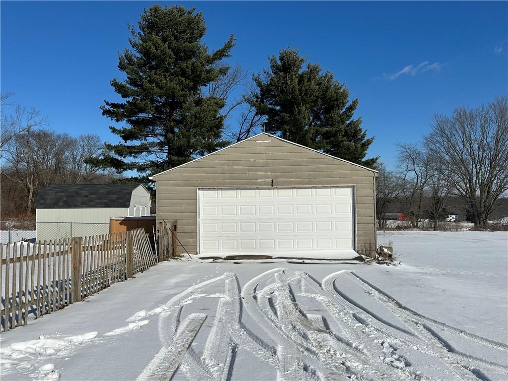 2897 Rutledge Road Transfer, PA 16154 - Photo 9 of 35