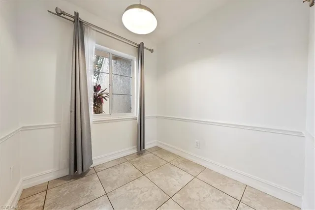 $270,000 | 2810 Citrus Lake Drive, Unit U101, Naples, FL 34109