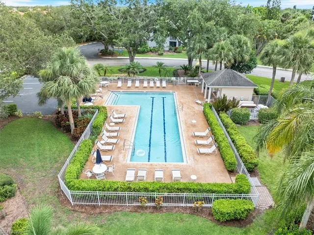 $270,000 | 2810 Citrus Lake Drive, Unit U101, Naples, FL 34109