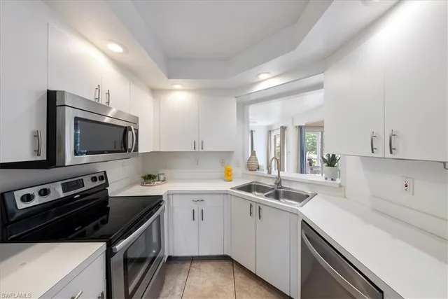 $270,000 | 2810 Citrus Lake Drive, Unit U101, Naples, FL 34109