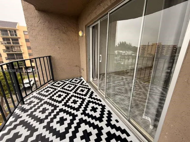 $1,749 | 5201 Northwest 7th Street, Unit 405, Miami, FL 33126