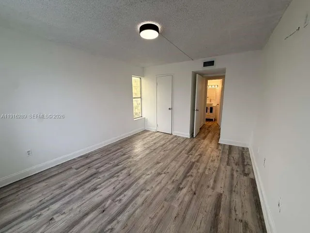 $1,749 | 5201 Northwest 7th Street, Unit 405, Miami, FL 33126