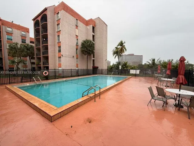 $1,749 | 5201 Northwest 7th Street, Unit 405, Miami, FL 33126