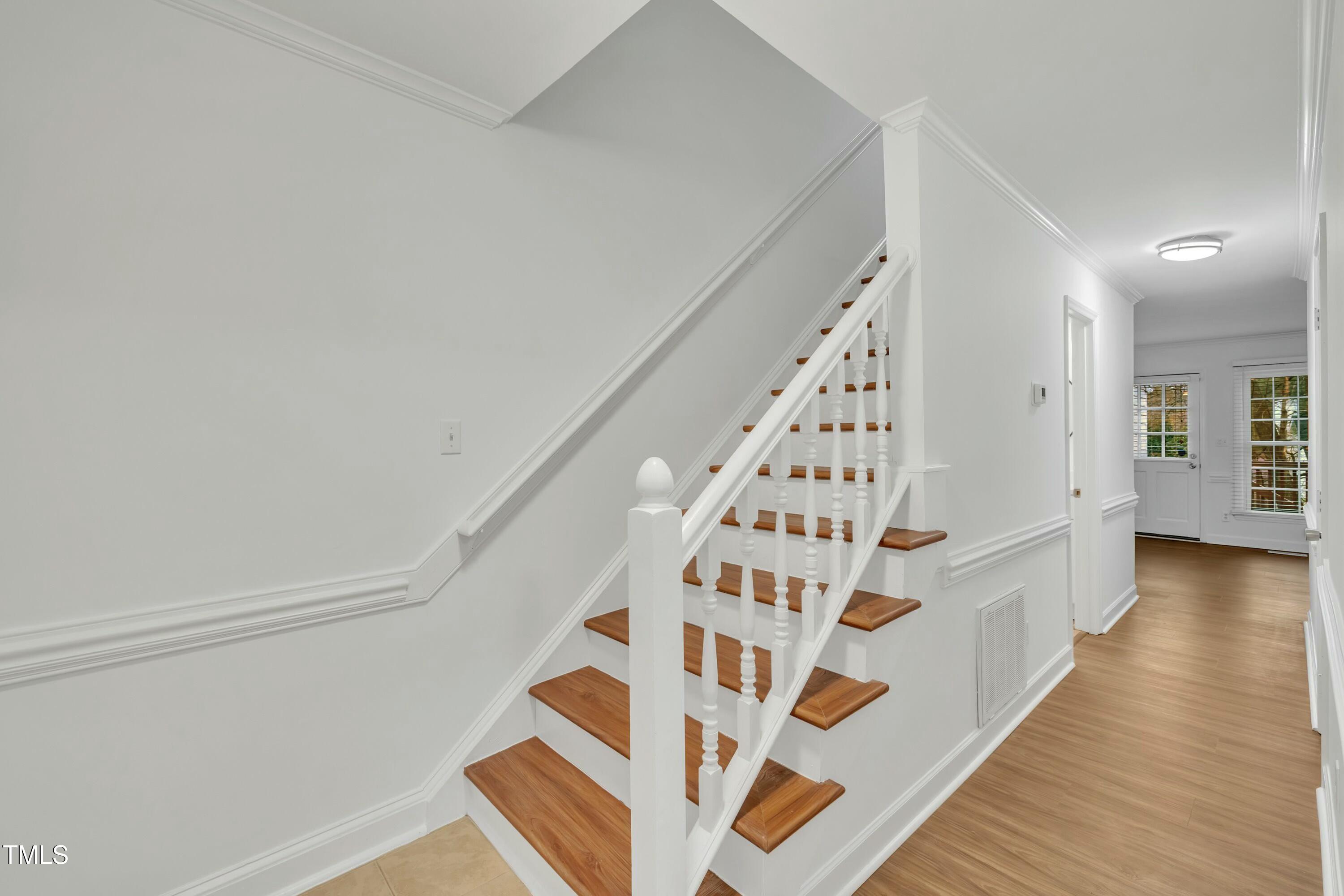 4524 Hamptonshire Drive Raleigh, NC 27613 - Photo 7 of 33 tempImageFZTSu2